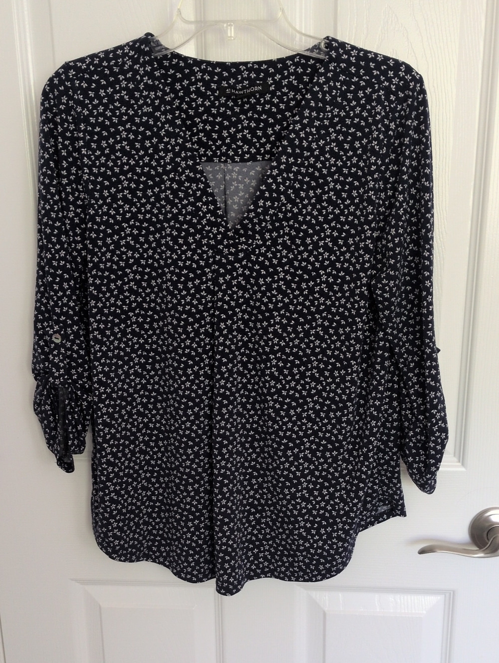 41 Hawthorn Navy Blue & White 3/4 Sleeve V Neck Blouse - L
